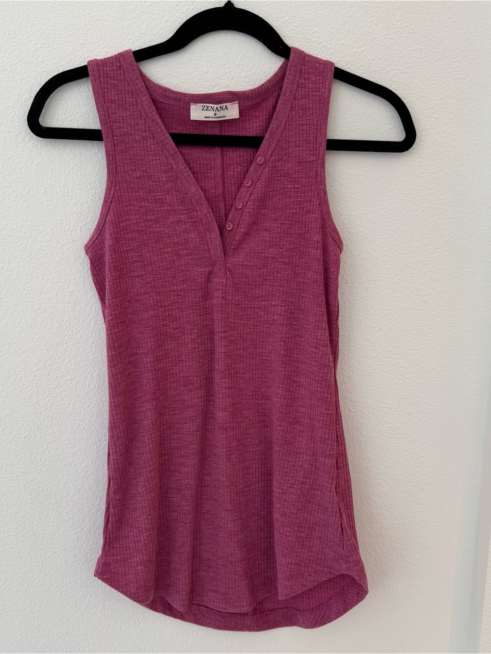 🆕 Zenana Outfitters Mauve Ribbed V-Neck Tank with Button Trim